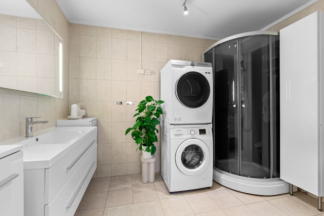 Dryer Taking Too Long to Dry Clothes? 6 Possible Causes Dryer Taking Too Long to Dry Clothes? 6 Possible Causes